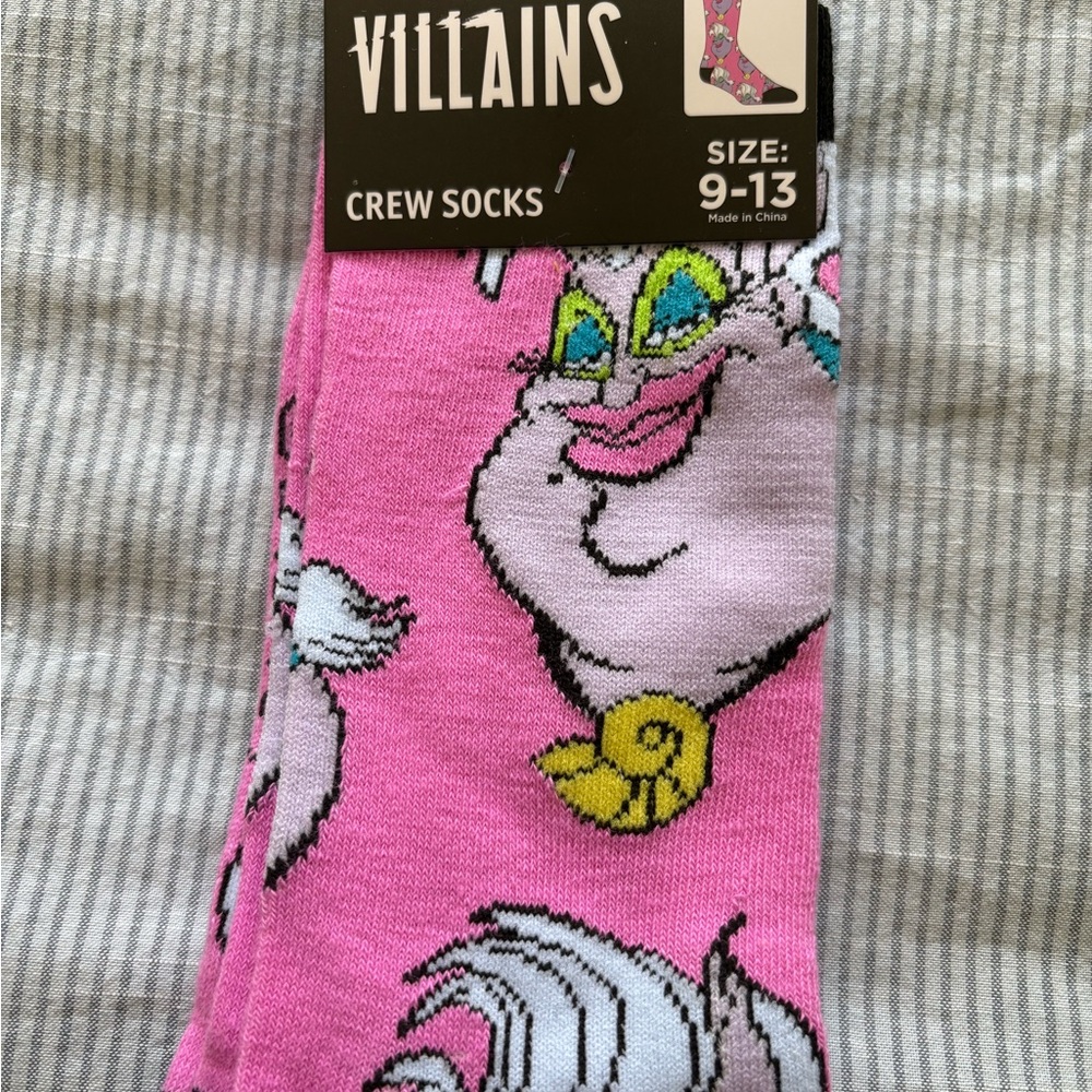 VILLIANS Disney socks, soft, plush, fun for everyday wear, new with tags